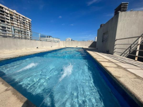 Amplio Estudio con Piscina - COCHERA